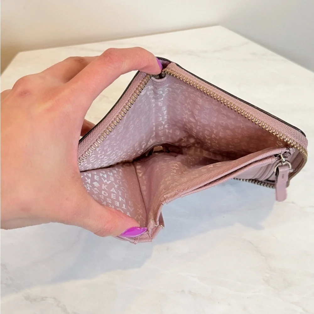 🔥Kate Spade Ligth Pink Women's Wallet EUC🔥